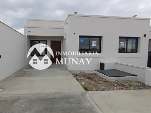 Casa 3 ambientes con 1 baño