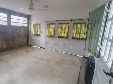Marull 565 , Piso 0