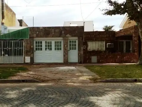 Casa en alquiler en Bº Alberdi