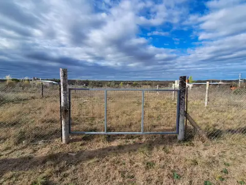 Terreno en venta en barrio la delfina, el volcán