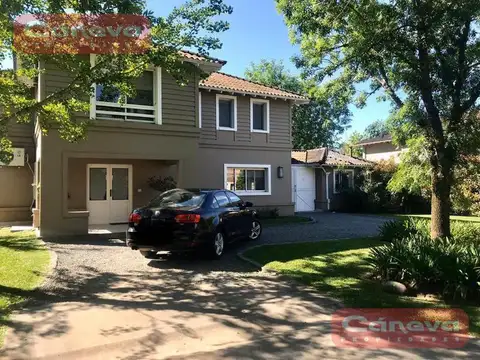 PILAR  LA LEGUA EXCELENTE CASA DISEÑO TRADICIONAL VENTA U$D 355.000