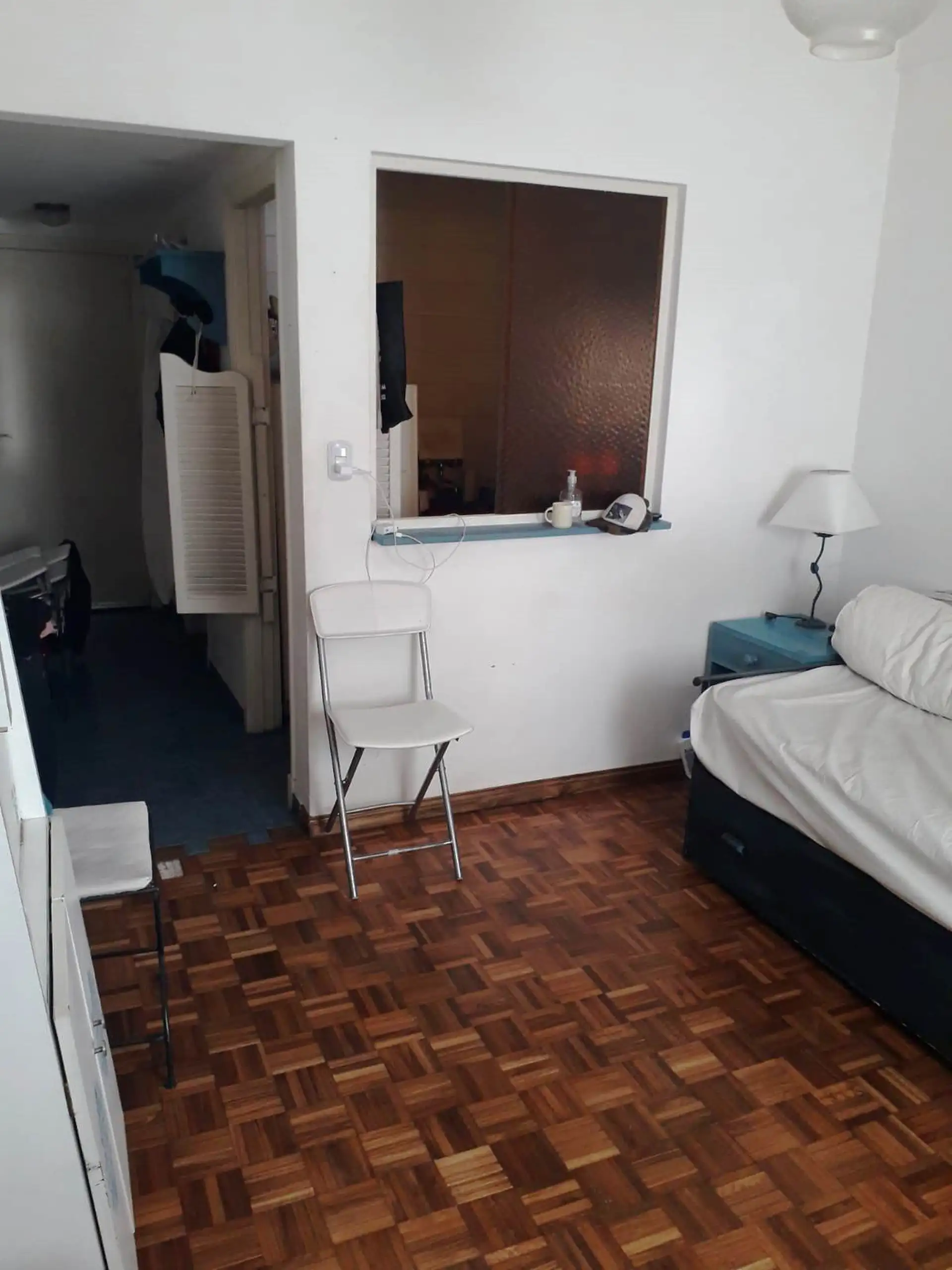 Departamento monoambiente en primer piso a 2 cuadras de Plaza Colón