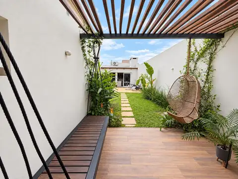 Casa 4 ambientes con 3 baños