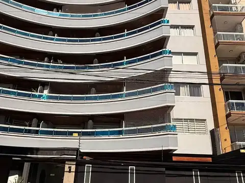 Cochera en Venta en Santos Lugares, Partido de Tres de Febrero