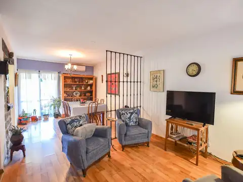 Venta de Casa de 3 DORMITORIOS, La Plata