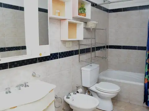 VENTA DEPTO 2AMBIENTES Y MEDIO C/BALC. V LUZURIAGA