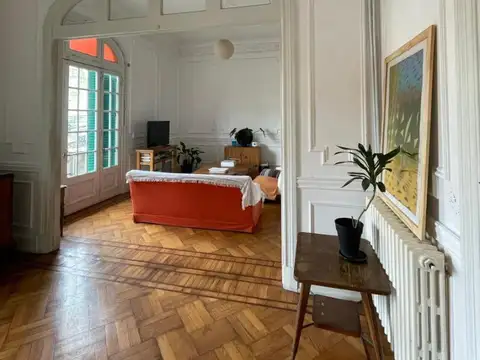 Depto Tipo Casa 4 ambientes con 2 baños