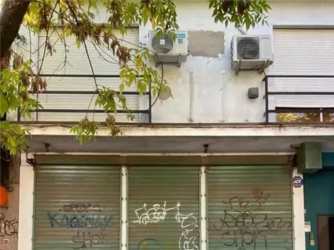 Local en Venta 40 años