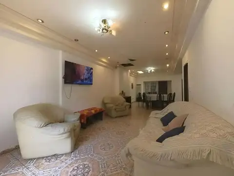 Depto Tipo Casa en Venta 49 años