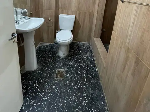 Local en Alquiler 1 año