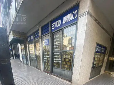 Av. Independencia  al 3800