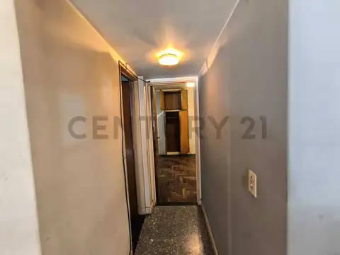 ALQUILER OFICINA 2 AMBIENTES, PATIO Y COCHERA – VILLA DEVOTO