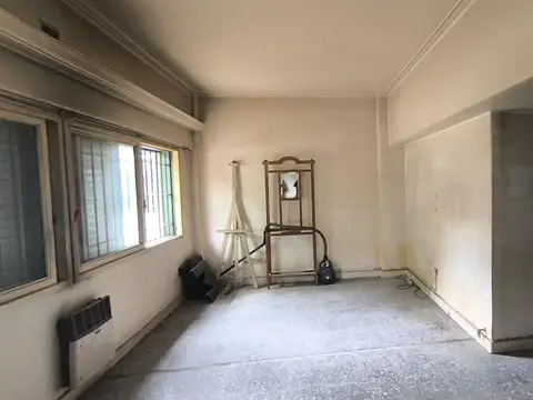 Oficina 2 ambientes con 1 baño