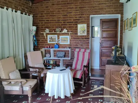 Casa en Venta con 1 cochera