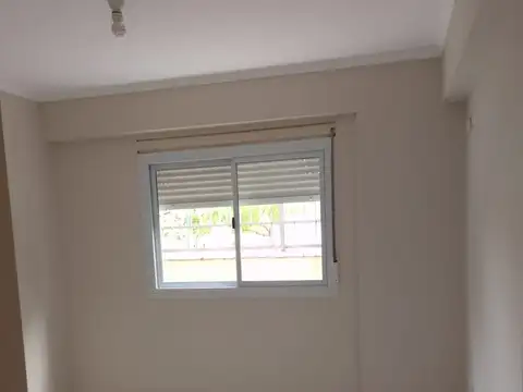 Departamento en Alquiler en Villa Sol, $ 490.000