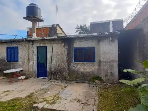 Casa en Venta en Luis Guillon, USD 45.000