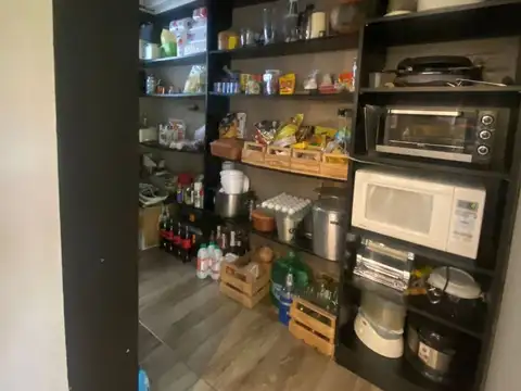 Casa 3 ambientes con 2 baños