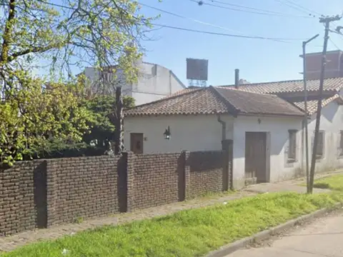 Terreno en Venta en Bernal Oeste, USD 240.000