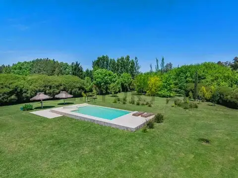 Venta de increible Casa en Campos de Roca I