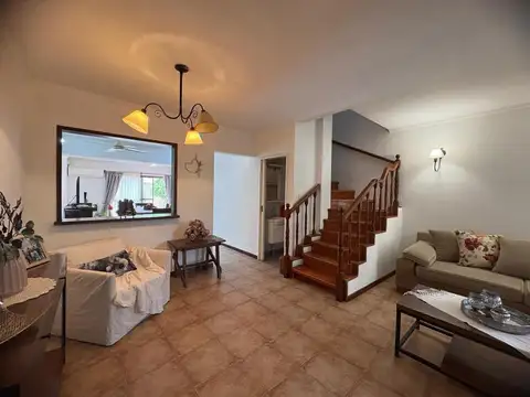 Ituzaingó 1600, Piso UF 1