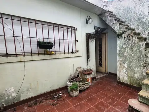 Depto Tipo Casa en Venta 46 años
