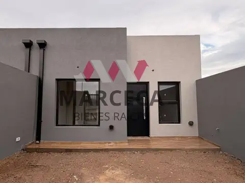 Casa en Venta en Plottier, Confluencia