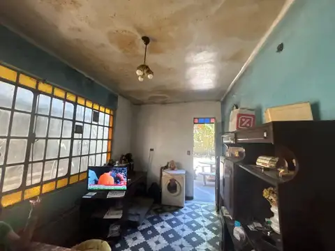 OPORTUNIDAD  TERRENO  250m2 excelente zona Lanus