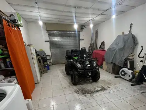 Casa 2 ambientes con 1 baño