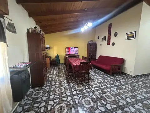 CASA EN VENTA EN GENERAL RODRIGUEZ ACEPTA PERMUTA