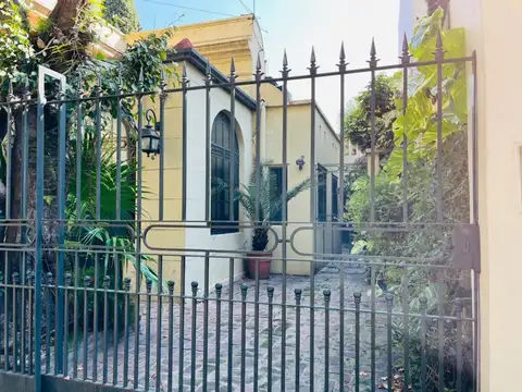 Casa en Venta en Lomas De Zamora, USD 200.000