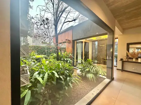 Casa en Alquiler de 3 dormitorios