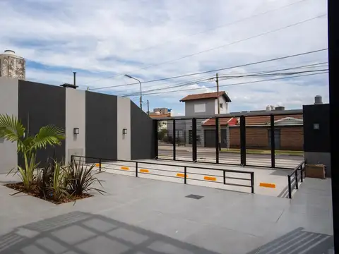 Camacua  al 2600, PB A, Villa Luzuriaga