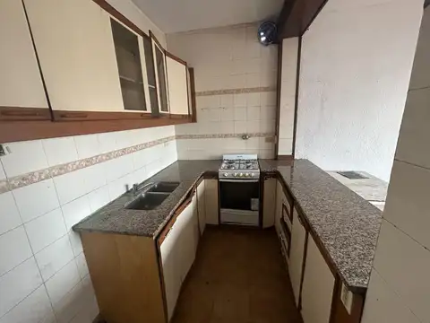 Depto Tipo Casa en Alquiler 56 años