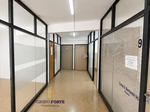 Rioja 100, Piso 1°