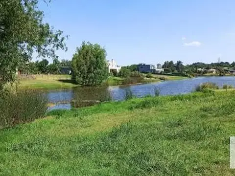 Terreno en Venta en El Cazal, USD 69.000