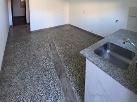 Depto Tipo Casa 2 ambientes con 1 baño