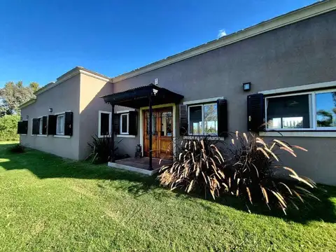 VENTA CASA 5 AMBIENTES LUJAN ESTANCIA LAS LILAS