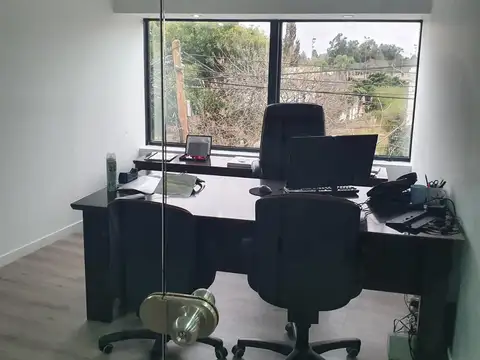 Oficina en Venta al Norte