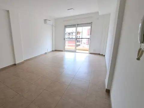 Luminoso Monoambiente con Balcón en Pleno Villa Urquiza