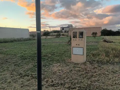 VENDO TERRENO EN BARRIO UNIVERSITARIO - SAN LUIS