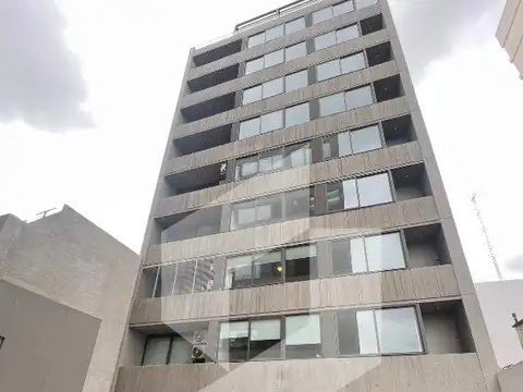 Venta cochera cubiera en Amenabar al 700