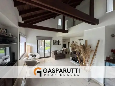 Casa en Venta con cochera