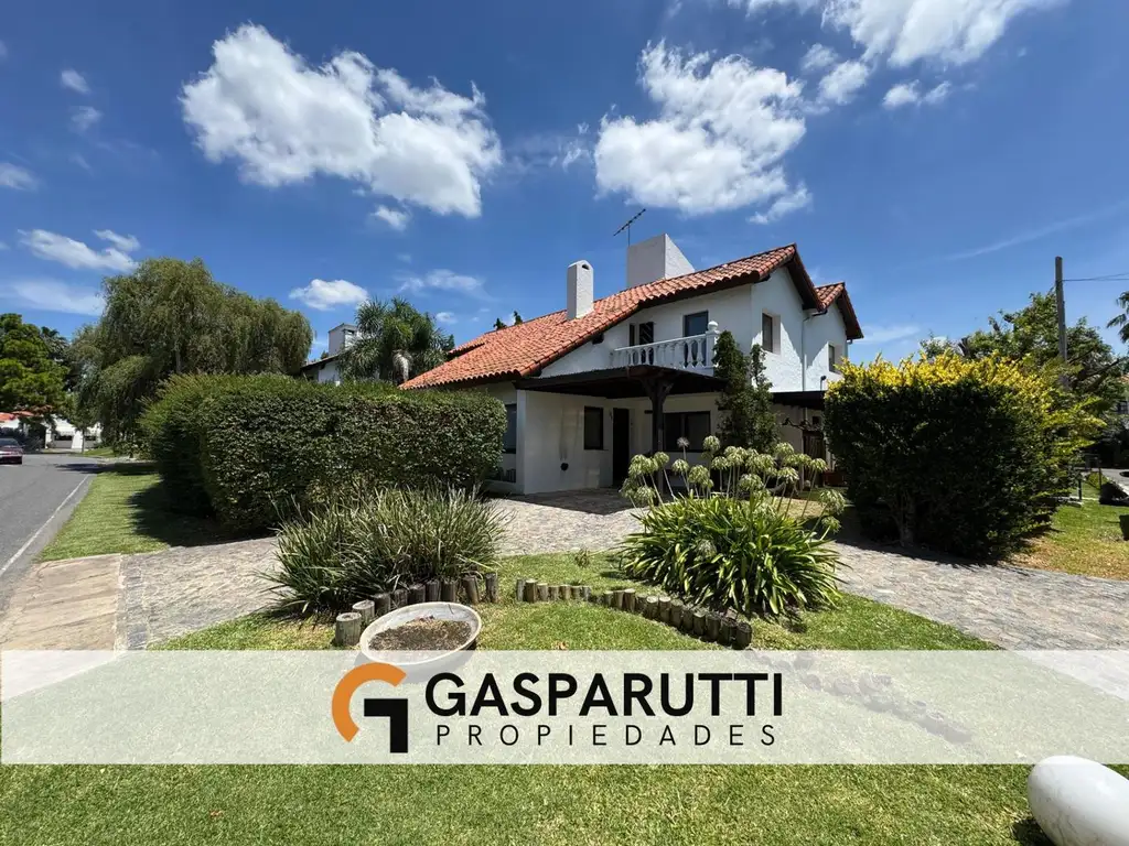 Casa en Venta con cochera