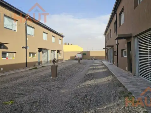 Duplex 3 dormitorios en suite Barrio Confluencia