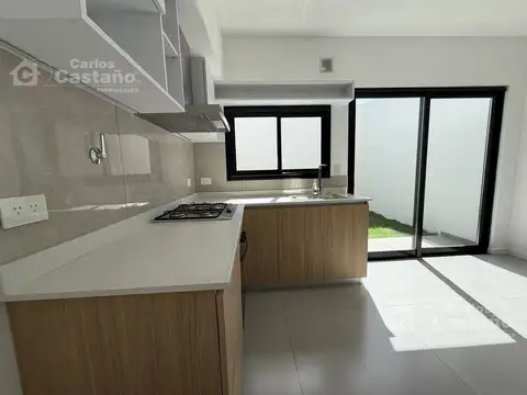 Casa en Venta al Oeste