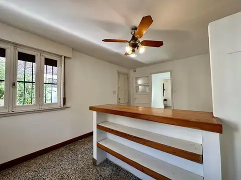Casa 3 ambientes con 2 baños