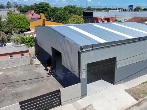 VENTA DE GALPON /DEPOSITO A ESTRENAR, ACCESO R9 