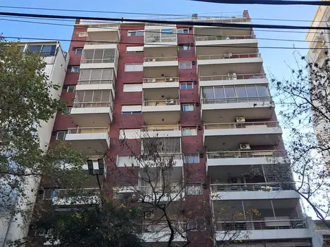 Hipolito Yrigoyen al 3600