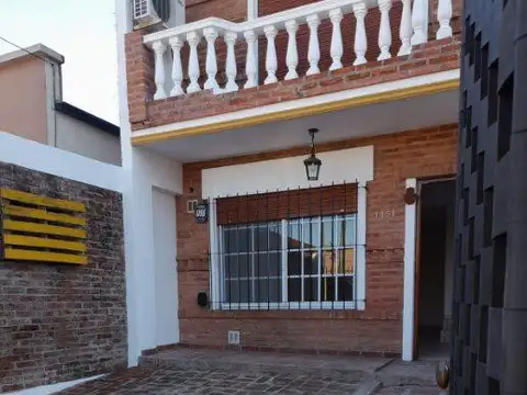 Casa en Alquiler de 3 dormitorios