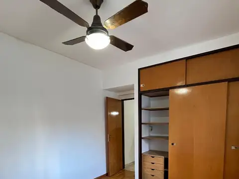 Depto Tipo Casa 2 ambientes con 1 baño